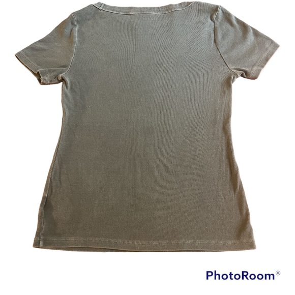 Old Navy Scoop Tee - Picture 6 of 8